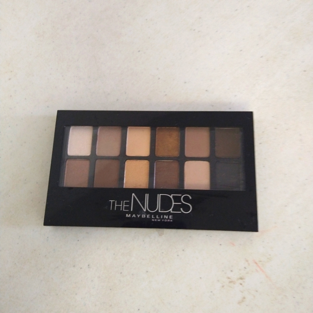 Maybelline Eyeshadow palette NWOT - Picture 1 of 5